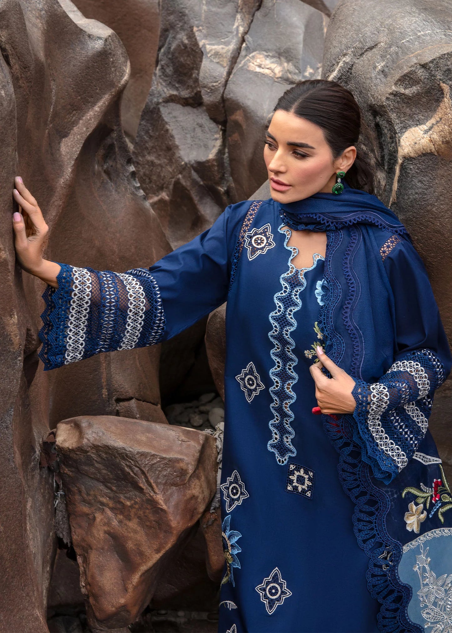 Crimson Luxury Lawn Into The Wild - Midnight Blue
