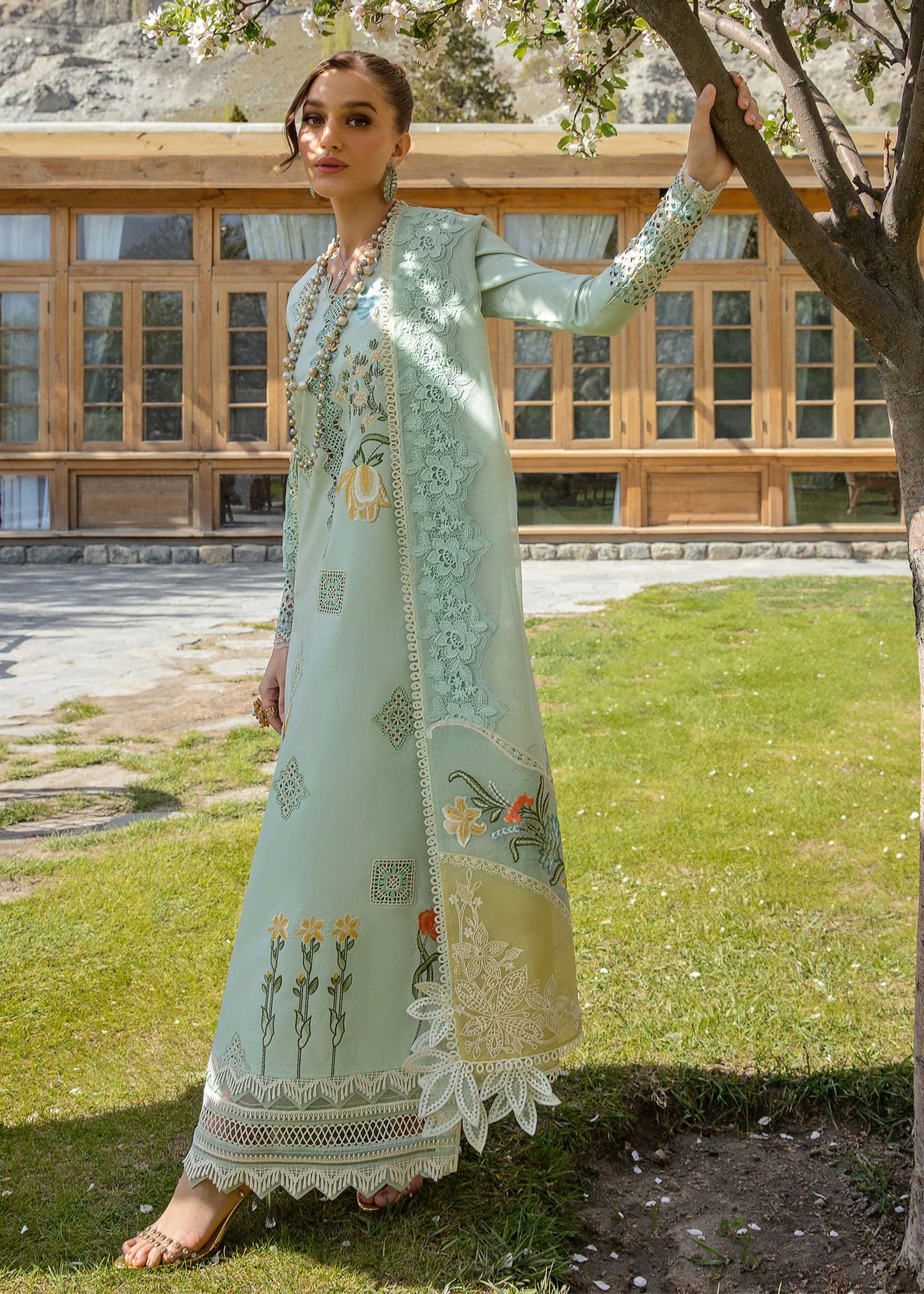 Crimson Luxury Lawn Into The Wild - Aqua