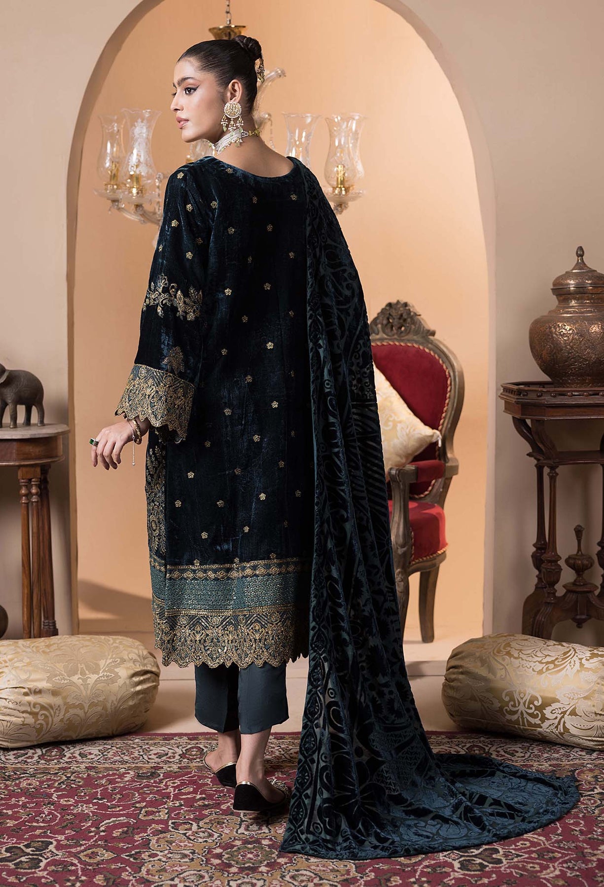 AdanLibas Plachi’24 Luxury Unstitched 4239