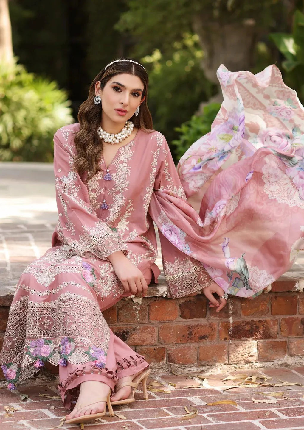 Elaf - Lawn Chikankari GISELLE ECF-11B