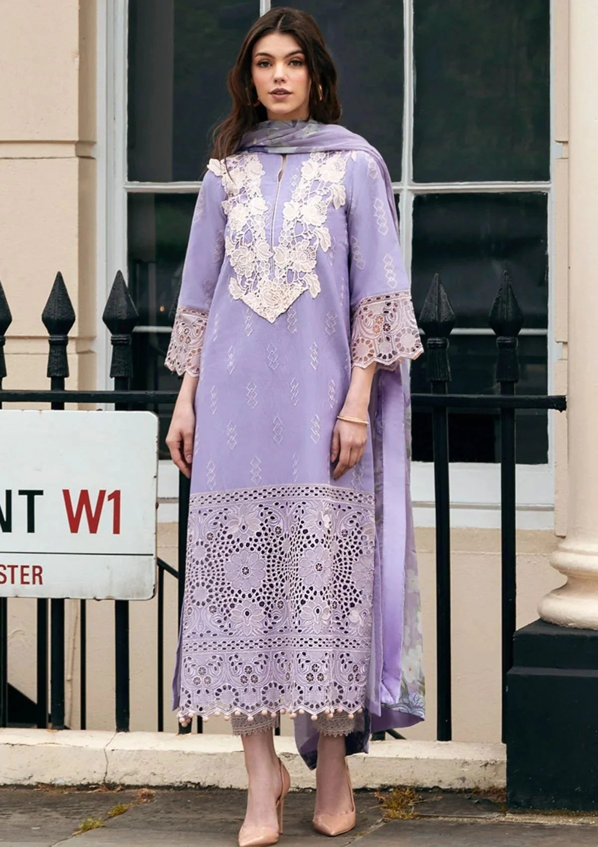 Mushq Hemline Lawn Chikankari 24 | HMC-09