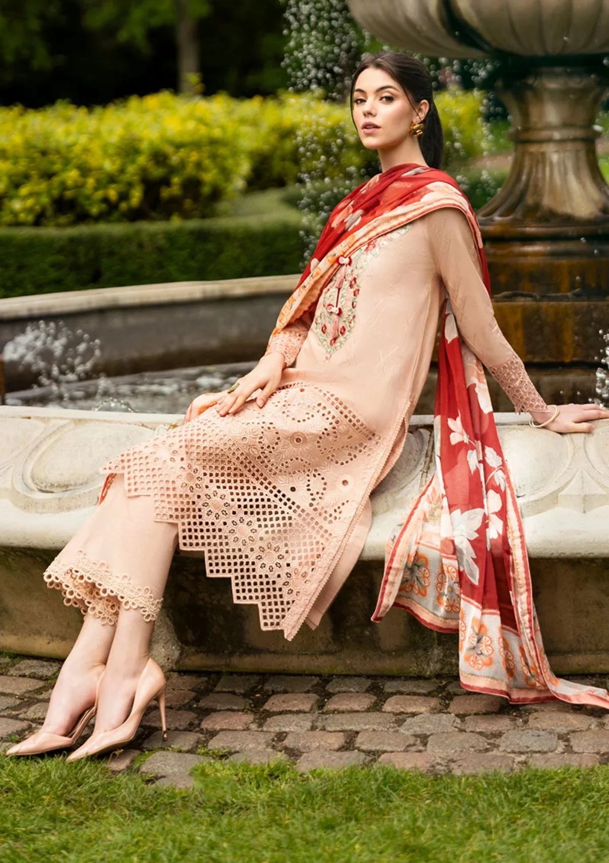 Mushq Hemline Lawn Chikankari 24 | HMC-12