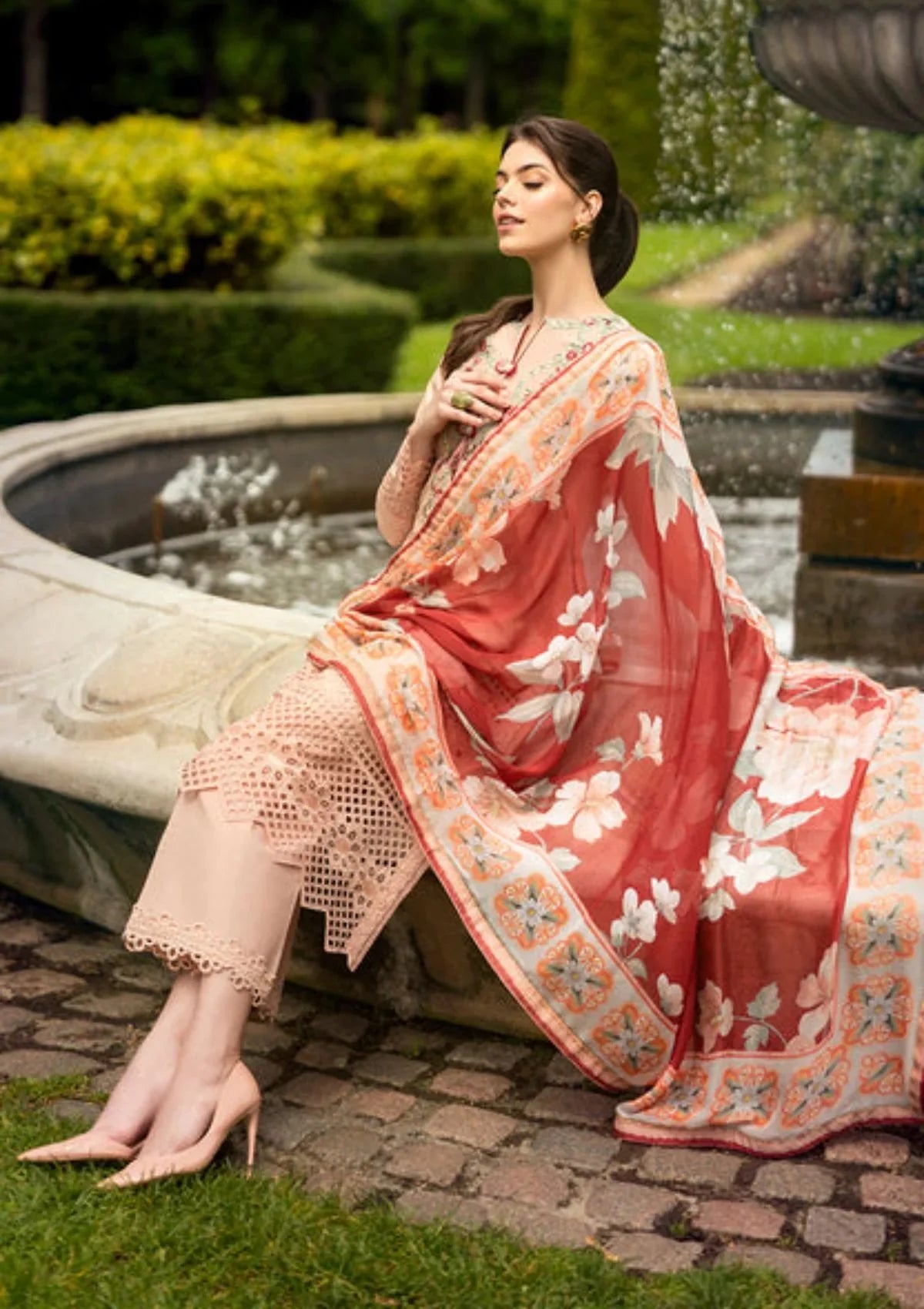 Mushq Hemline Lawn Chikankari 24 | HMC-12